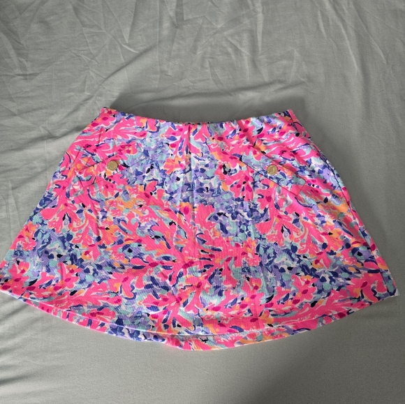 Lilly Pulitzer skort - Picture 4 of 5